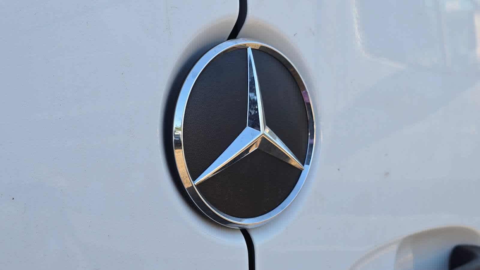 2025 Mercedes-Benz Sprinter Cargo Van 2500 Standard Roof I4 Diesel 144 RWD