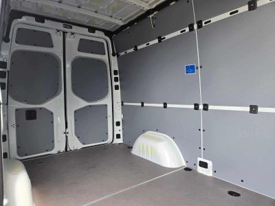 2026 Mercedes-Benz Sprinter 2500 Standard Roof I4 Diesel 144 RWD