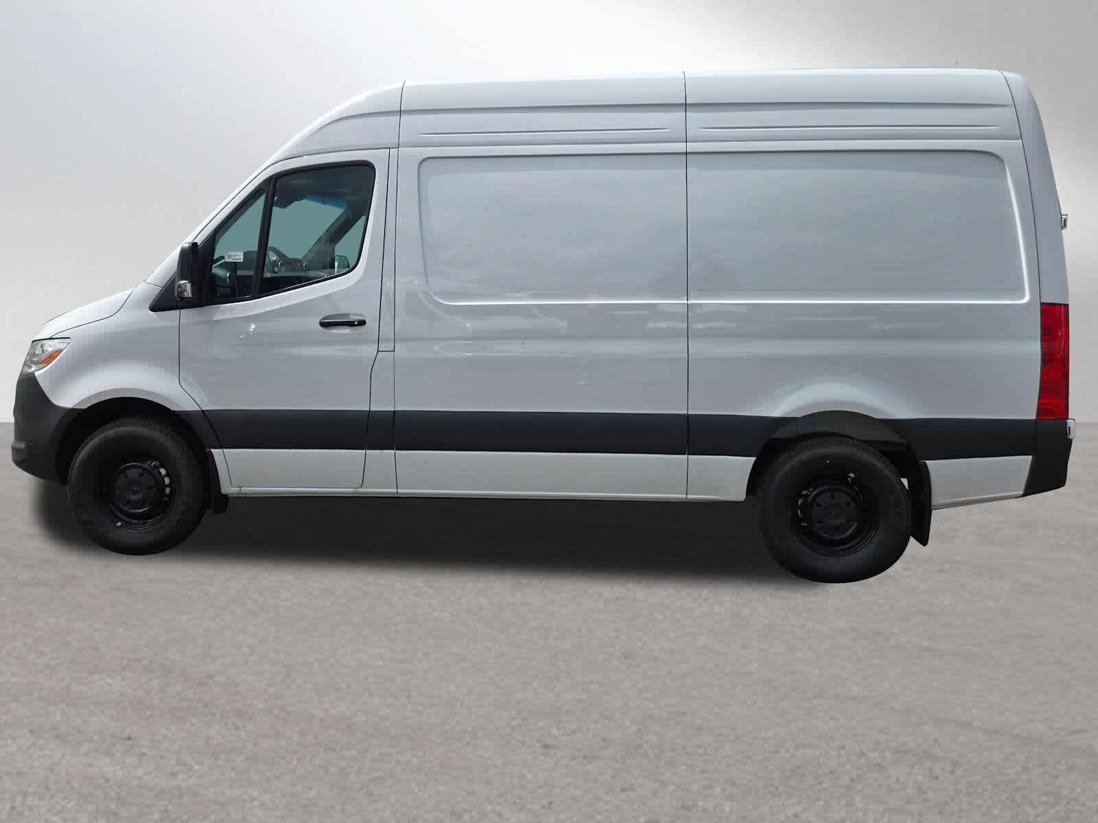 2026 Mercedes-Benz Sprinter 2500 Standard Roof I4 Diesel 144 RWD