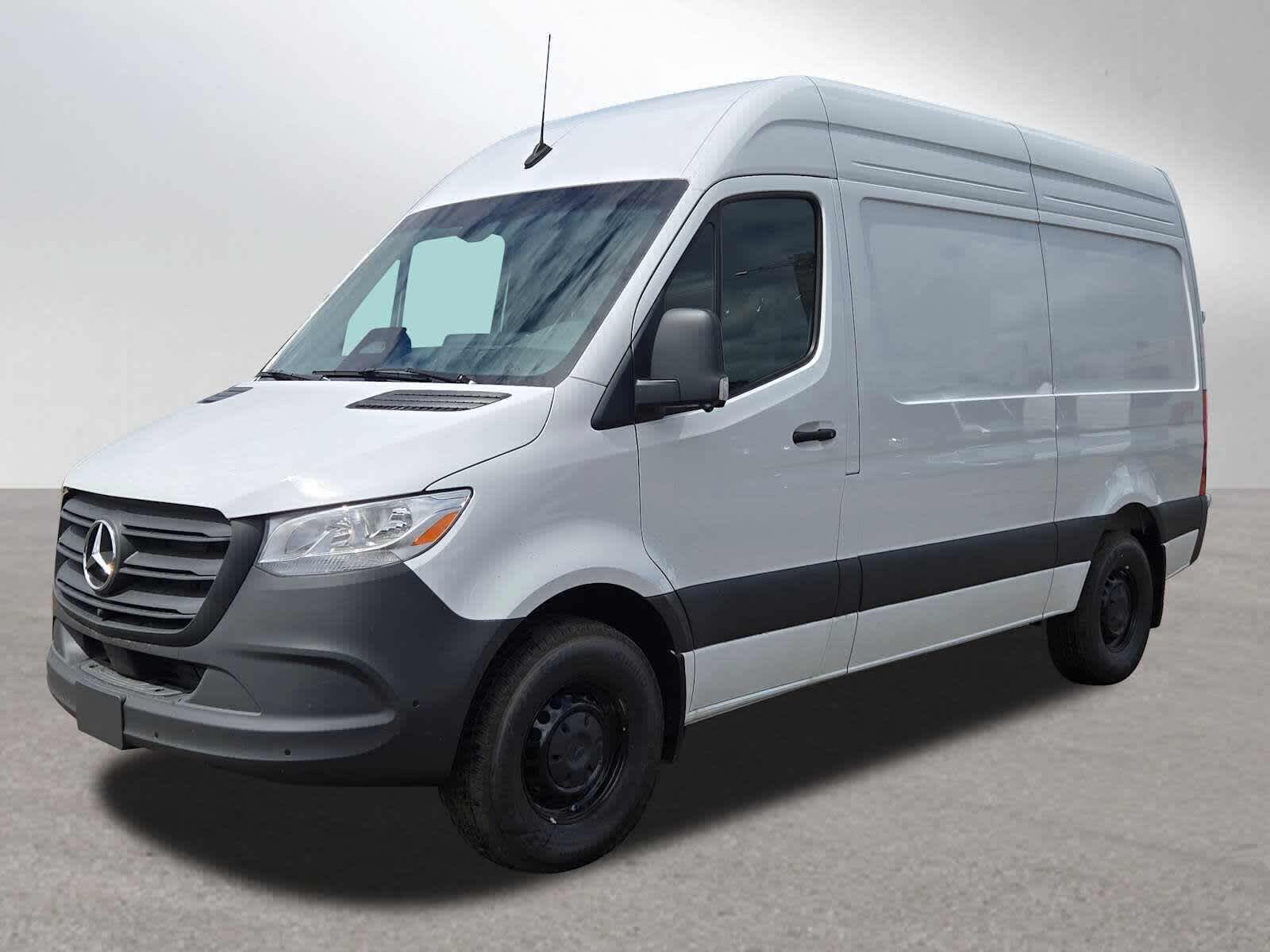 2026 Mercedes-Benz Sprinter 2500 Standard Roof I4 Diesel 144 RWD