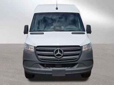 2026 Mercedes-Benz Sprinter 2500 Standard Roof I4 Diesel 144 RWD