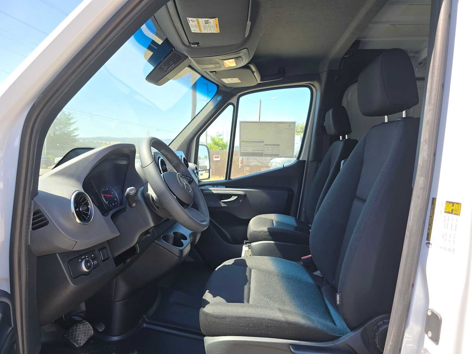 2026 Mercedes-Benz Sprinter Cargo 2500 Standard Roof I4 Diesel 144 RWD