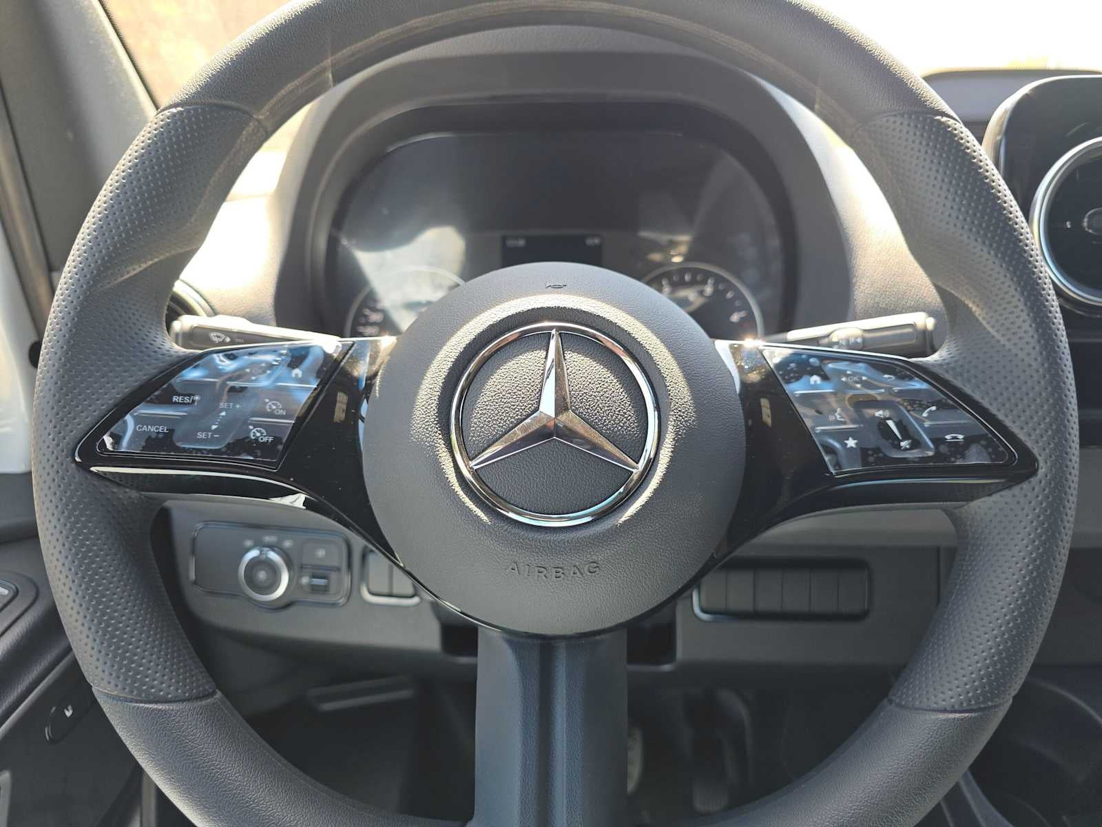 2026 Mercedes-Benz Sprinter Cargo 2500 Standard Roof I4 Diesel 144 RWD