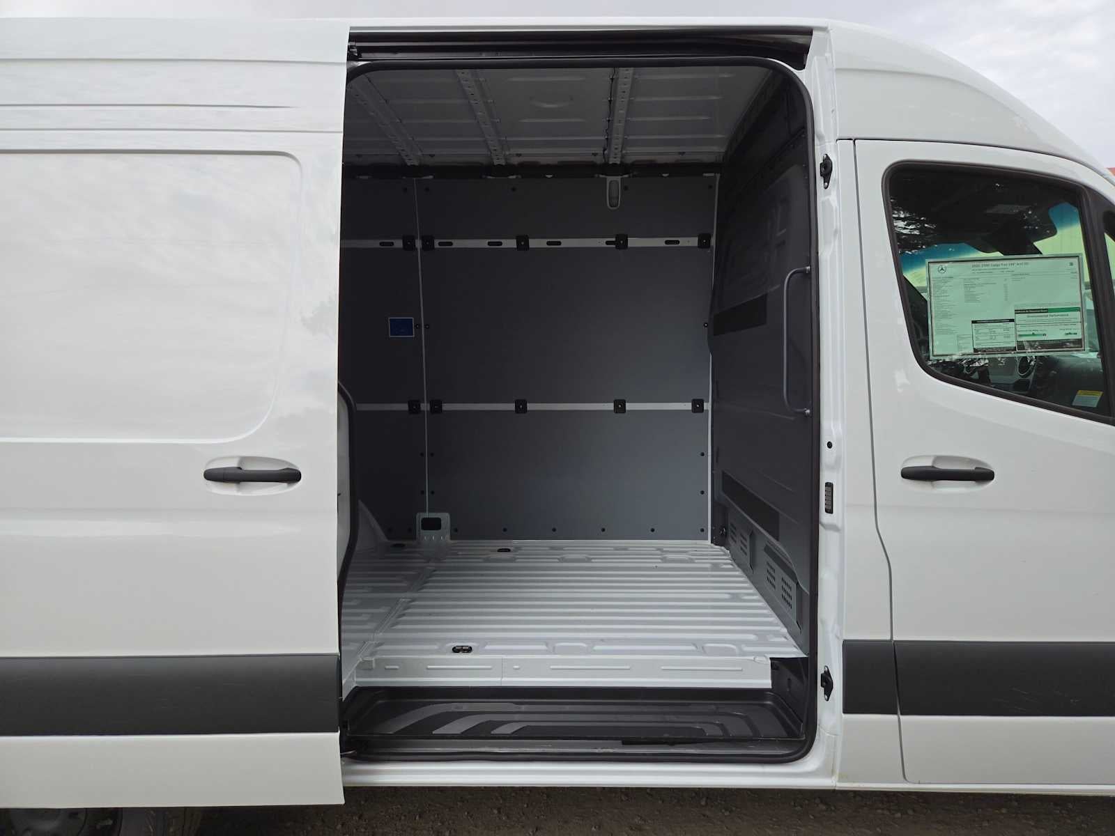 2026 Mercedes-Benz Sprinter Cargo 2500 Standard Roof I4 Diesel 144 RWD