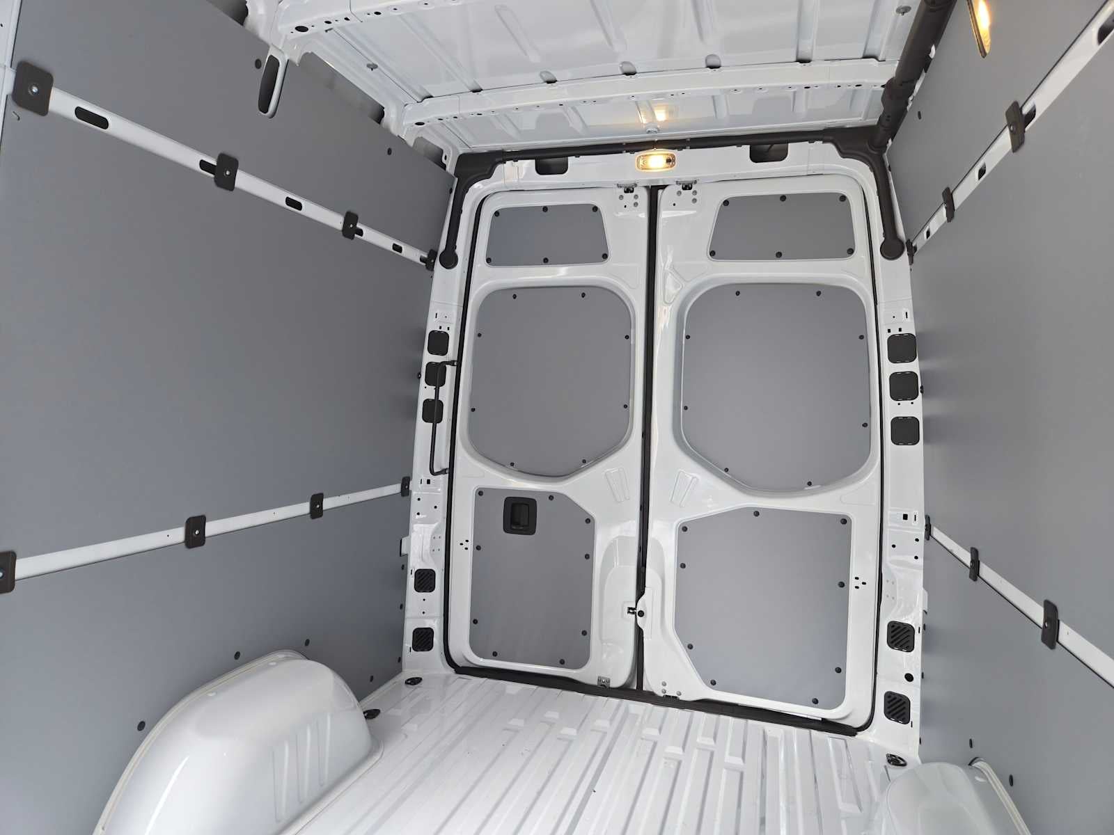 2026 Mercedes-Benz Sprinter Cargo 2500 Standard Roof I4 Diesel 144 RWD