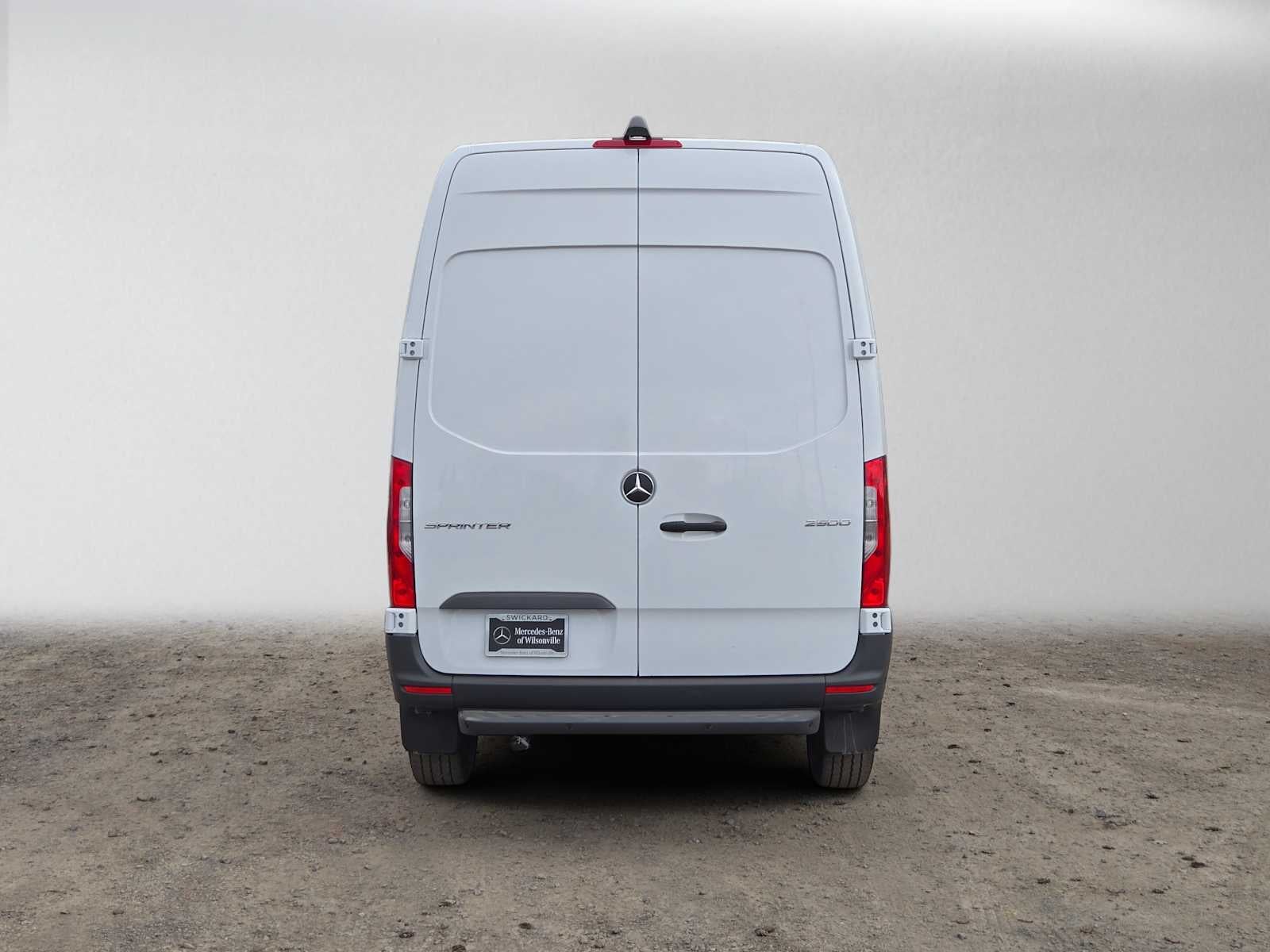 2026 Mercedes-Benz Sprinter Cargo 2500 Standard Roof I4 Diesel 144 RWD