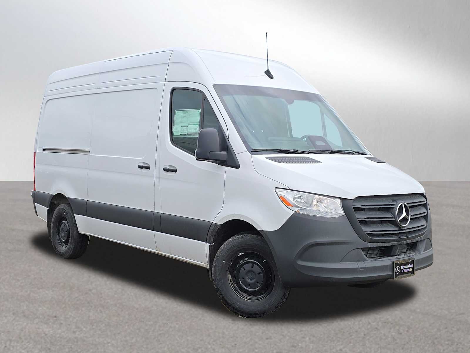 2025 Mercedes-Benz Sprinter Cargo Van 2500 Standard Roof I4 Diesel 144" RWD