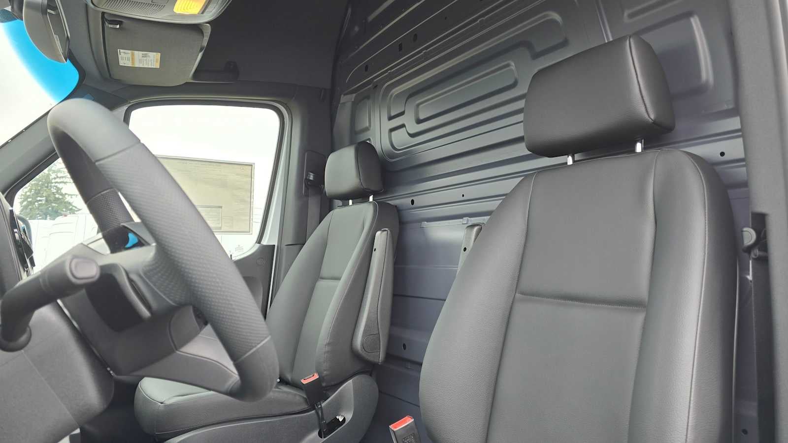 2025 Mercedes-Benz Sprinter Cargo Van 2500 Standard Roof I4 Diesel 144" RWD