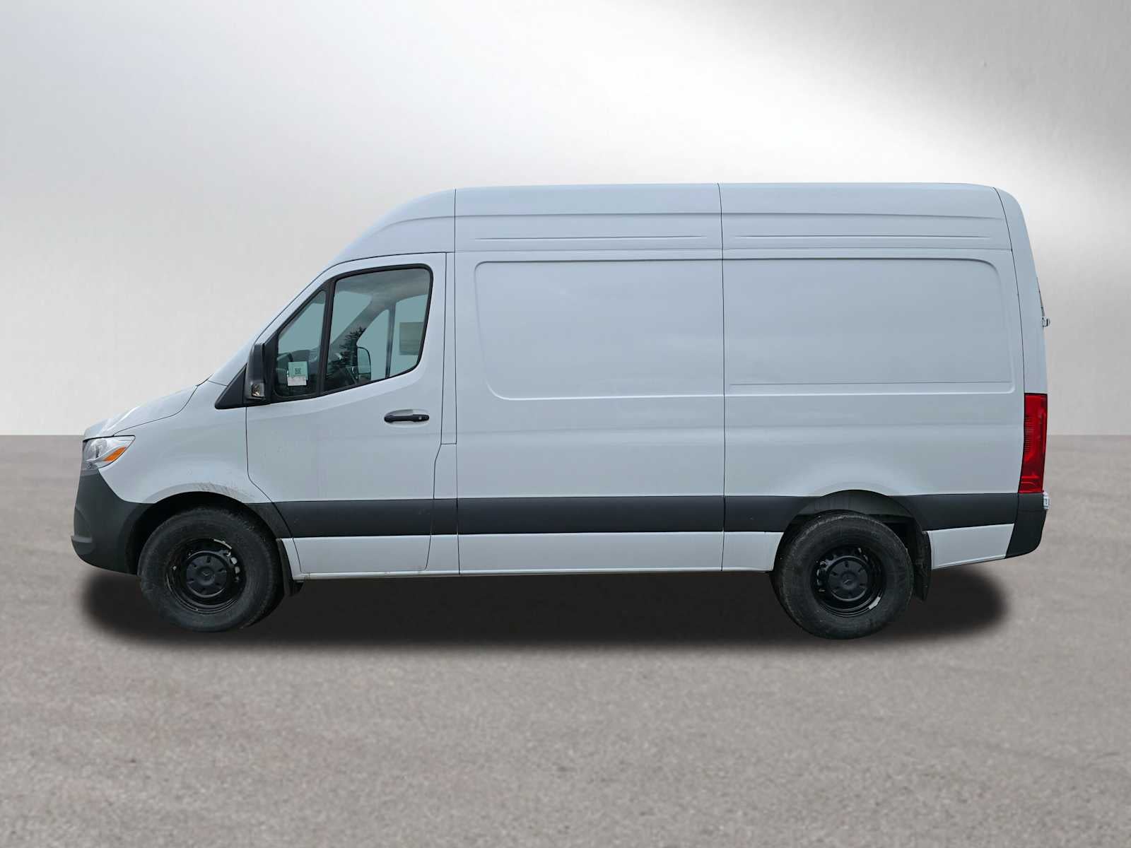 2025 Mercedes-Benz Sprinter Cargo Van 2500 Standard Roof I4 Diesel 144" RWD