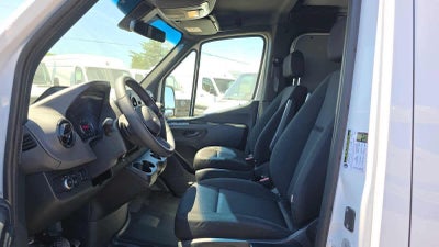 2025 Mercedes-Benz Sprinter Cargo Van 2500 Standard Roof I4 Diesel 144 RWD