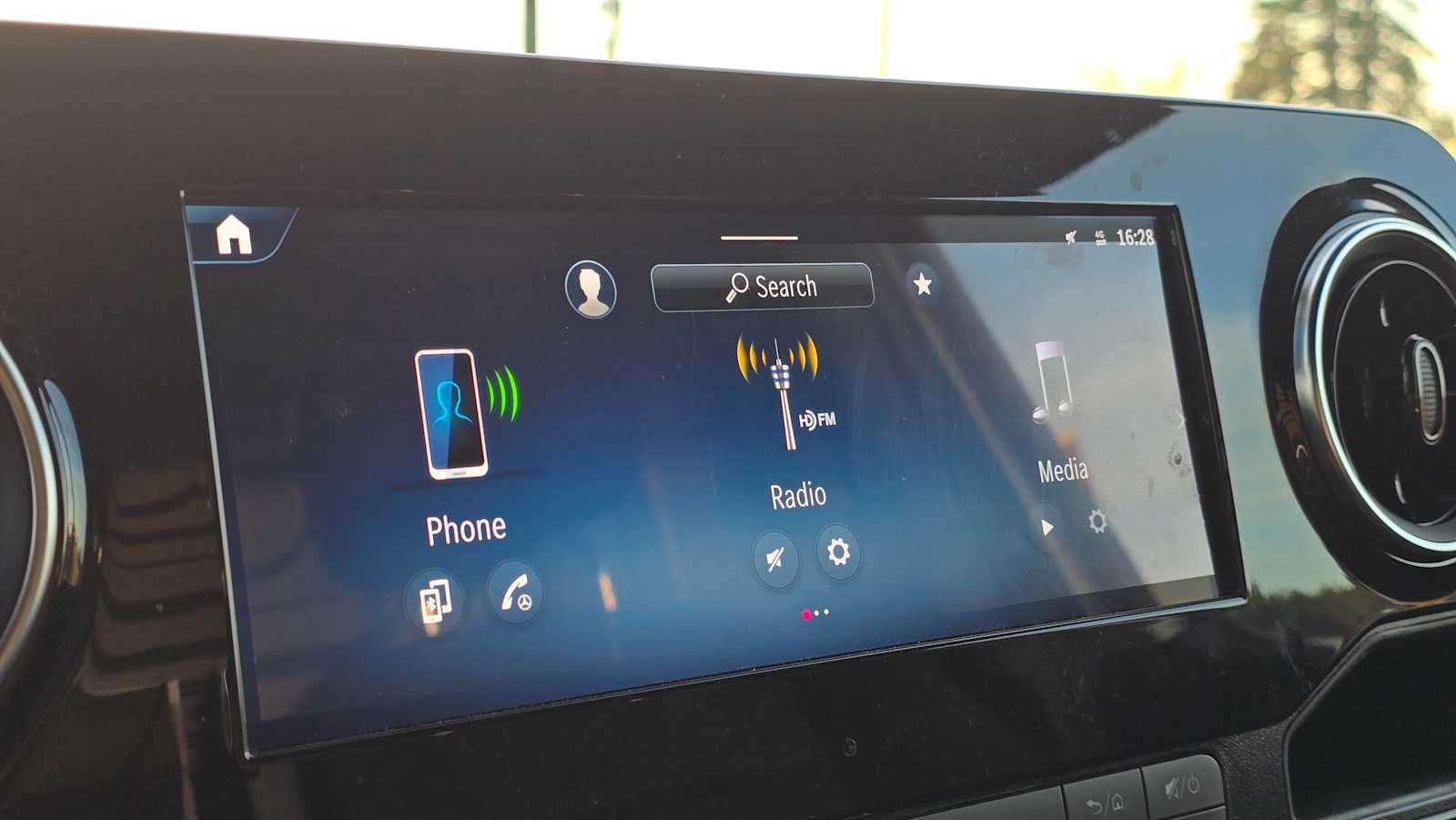 2025 Mercedes-Benz Sprinter Cargo Van 2500 Standard Roof I4 Diesel 144" RWD