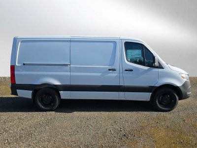 2026 Mercedes-Benz Sprinter 2500 Standard Roof I4 Diesel 144" RWD