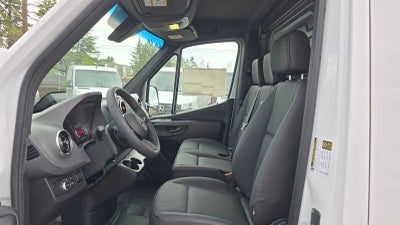 2026 Mercedes-Benz Sprinter 2500 Standard Roof I4 Diesel 144 RWD