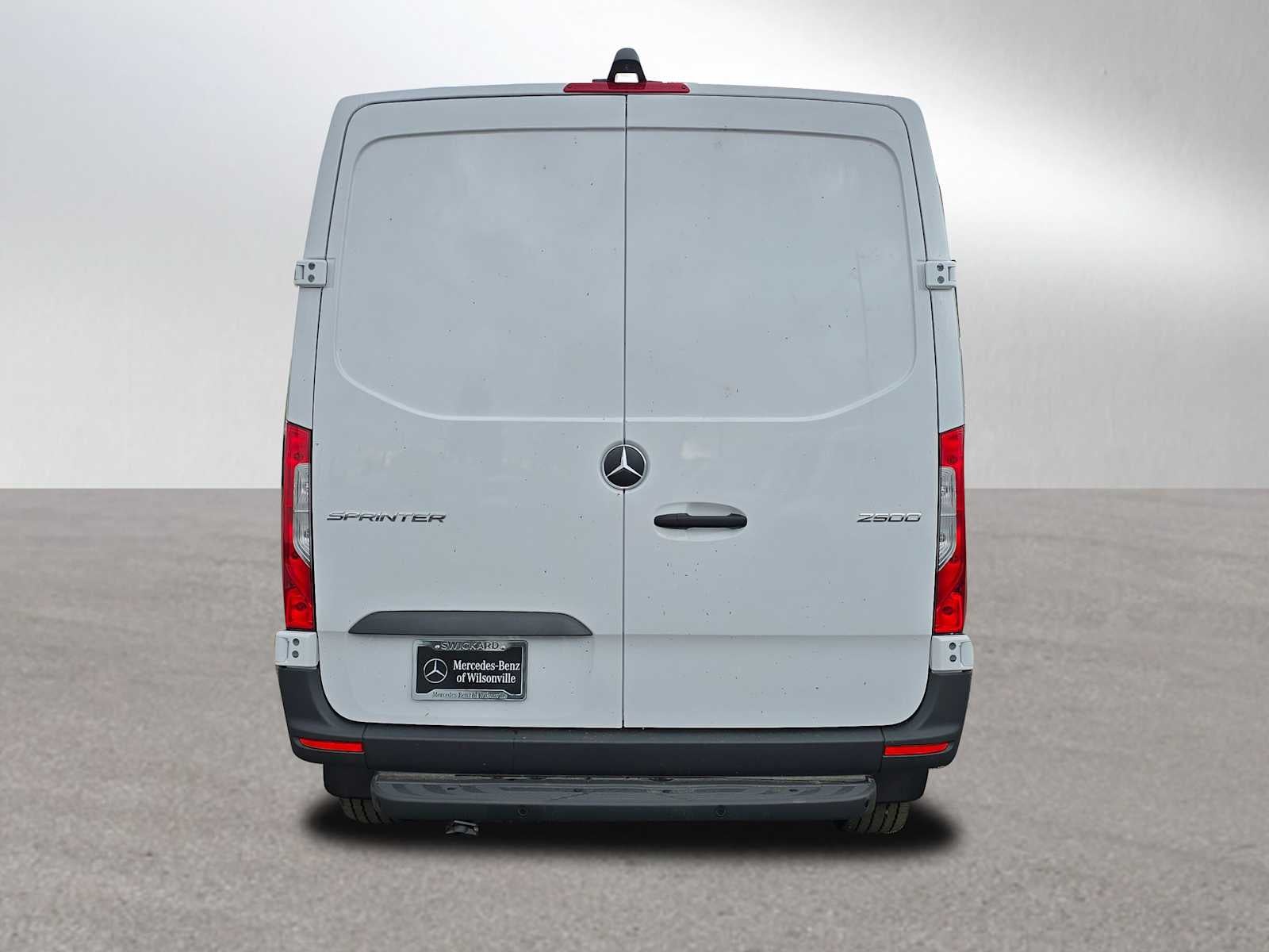 2026 Mercedes-Benz Sprinter 2500 Standard Roof I4 Diesel 144 RWD