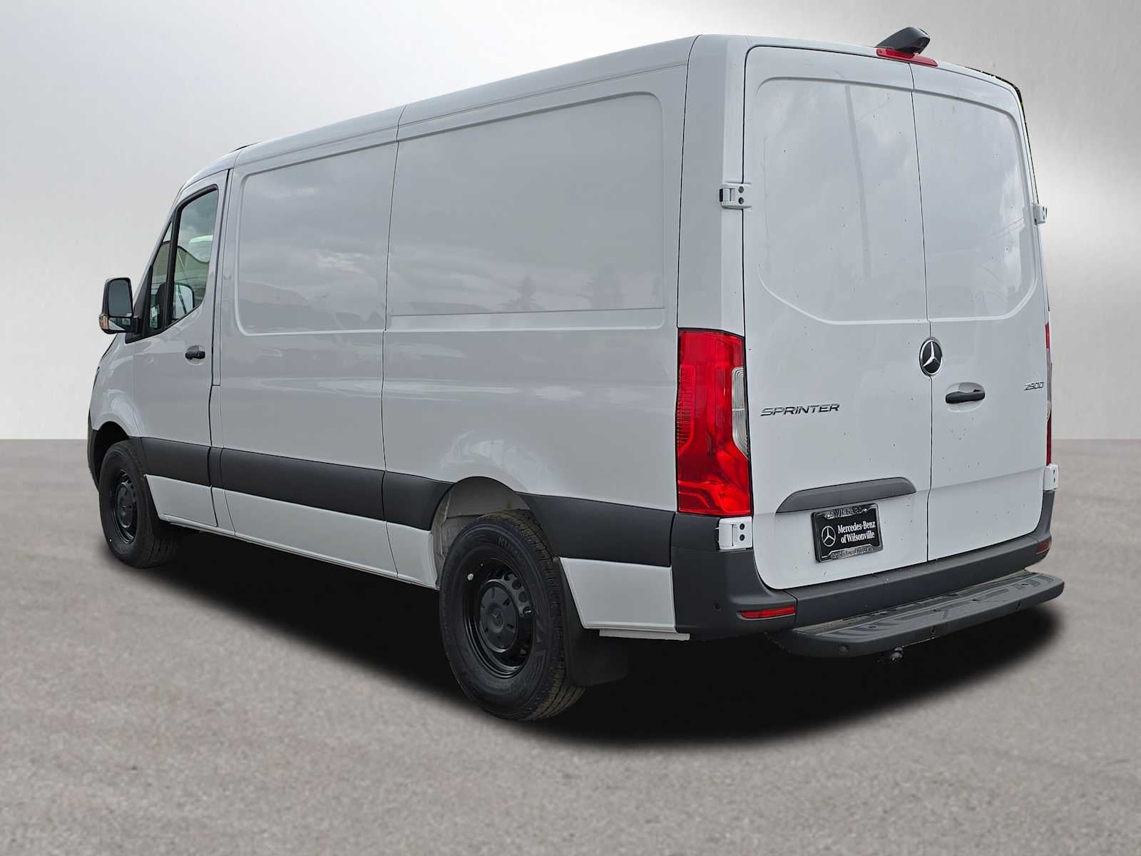 2026 Mercedes-Benz Sprinter 2500 Standard Roof I4 Diesel 144 RWD