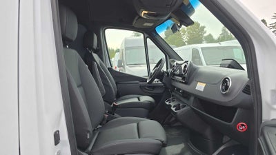 2026 Mercedes-Benz Sprinter 2500 Standard Roof I4 Diesel 144 RWD