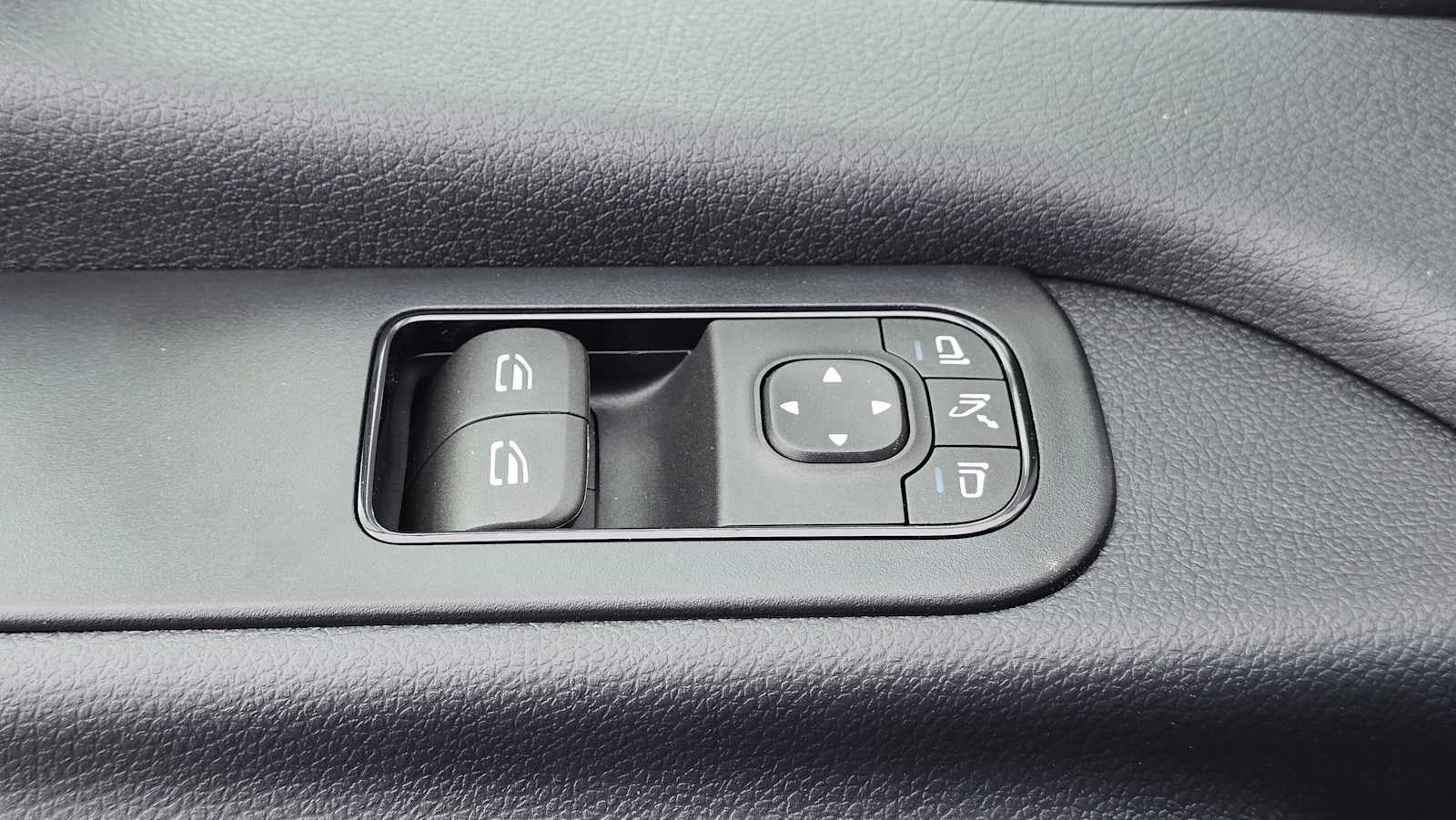 2026 Mercedes-Benz Sprinter 2500 Standard Roof I4 Diesel 144 RWD
