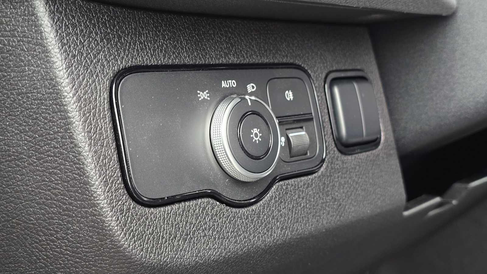 2026 Mercedes-Benz Sprinter 2500 Standard Roof I4 Diesel 144 RWD