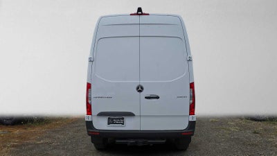 2026 Mercedes-Benz Sprinter 2500 Standard Roof I4 Diesel 144 RWD