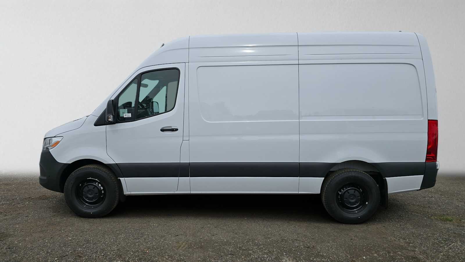 2026 Mercedes-Benz Sprinter 2500 Standard Roof I4 Diesel 144 RWD