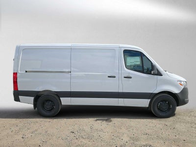 2026 Mercedes-Benz Sprinter Cargo 2500 Standard Roof I4 Diesel 144 RWD