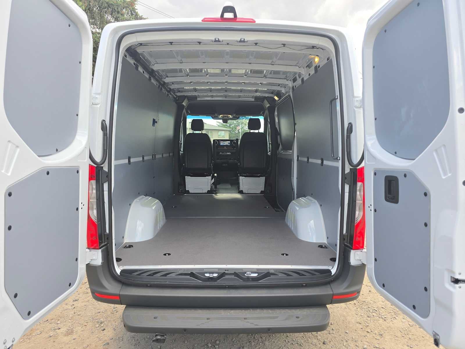 2026 Mercedes-Benz Sprinter Cargo 2500 Standard Roof I4 Diesel 144 RWD