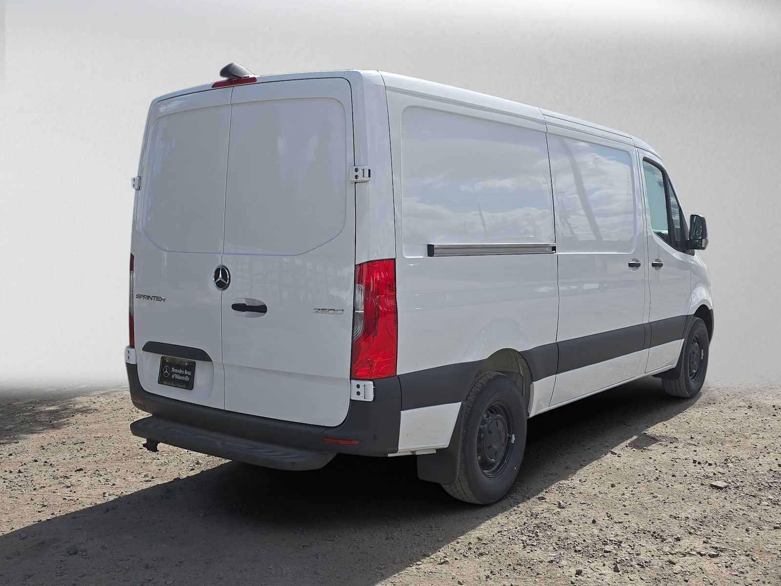 2026 Mercedes-Benz Sprinter Cargo 2500 Standard Roof I4 Diesel 144 RWD