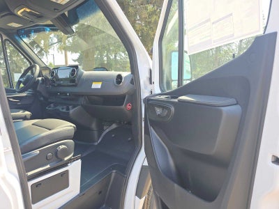 2026 Mercedes-Benz Sprinter Cargo 2500 Standard Roof I4 Diesel 144 RWD