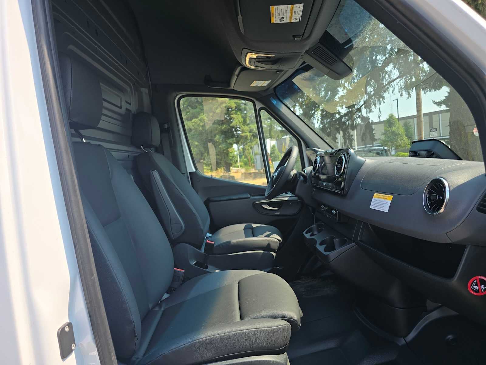 2026 Mercedes-Benz Sprinter Cargo 2500 Standard Roof I4 Diesel 144 RWD