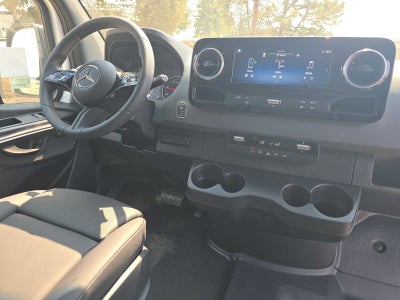 2026 Mercedes-Benz Sprinter Cargo 2500 Standard Roof I4 Diesel 144 RWD
