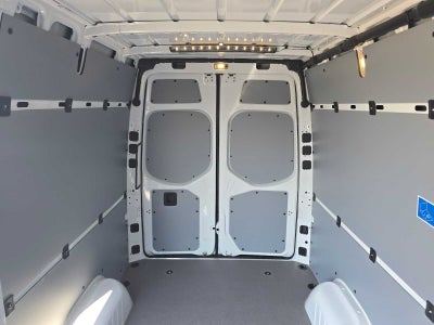 2026 Mercedes-Benz Sprinter Cargo 2500 Standard Roof I4 Diesel 144 RWD