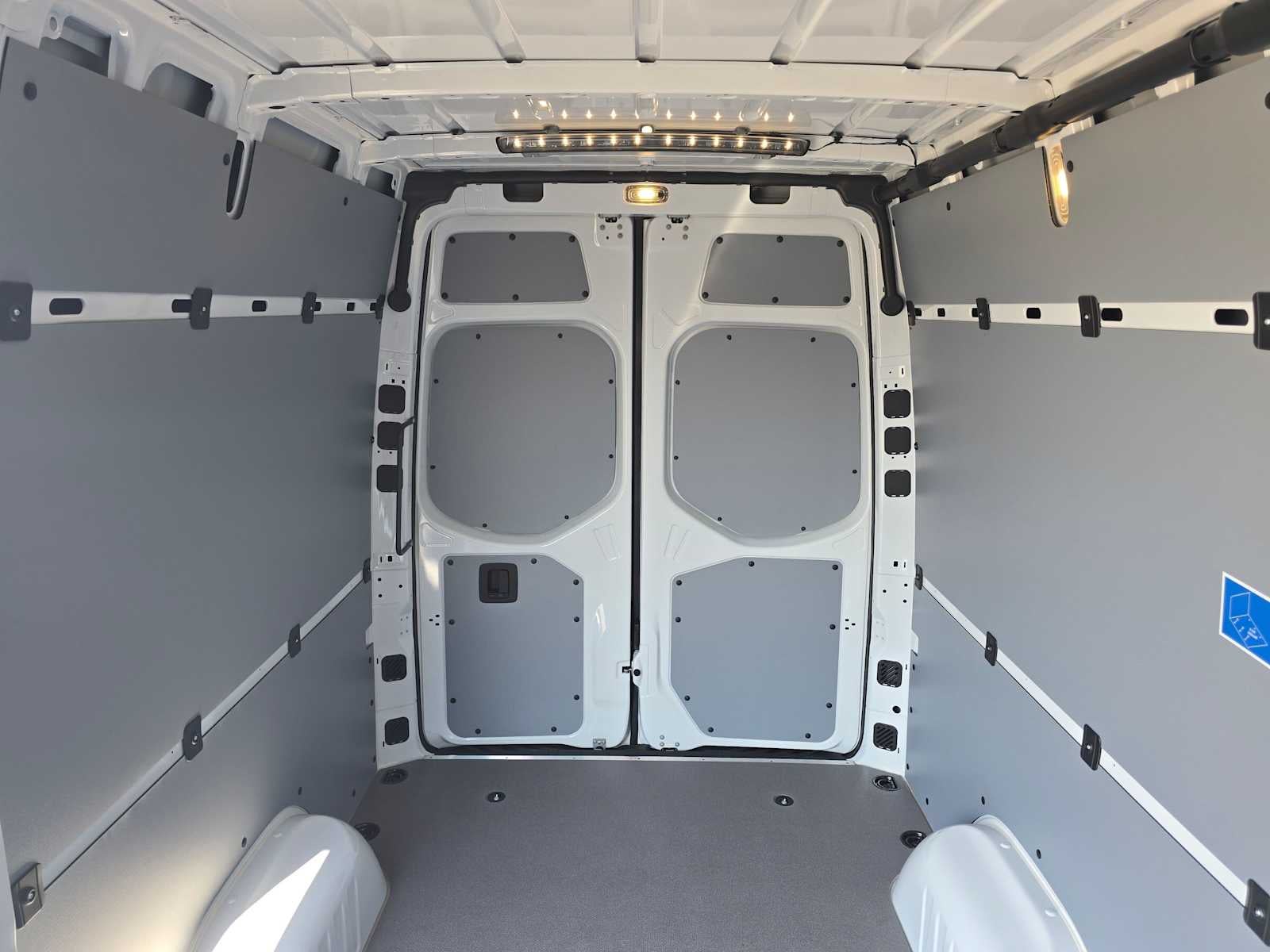2026 Mercedes-Benz Sprinter Cargo 2500 Standard Roof I4 Diesel 144 RWD