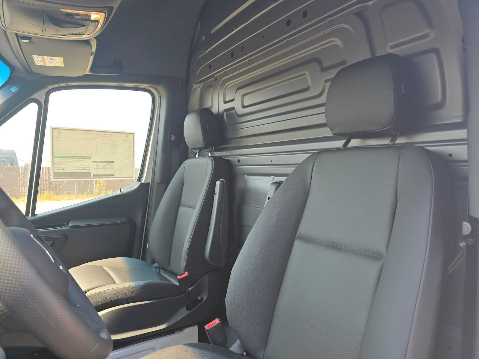 2026 Mercedes-Benz Sprinter Cargo 2500 Standard Roof I4 Diesel 144 RWD