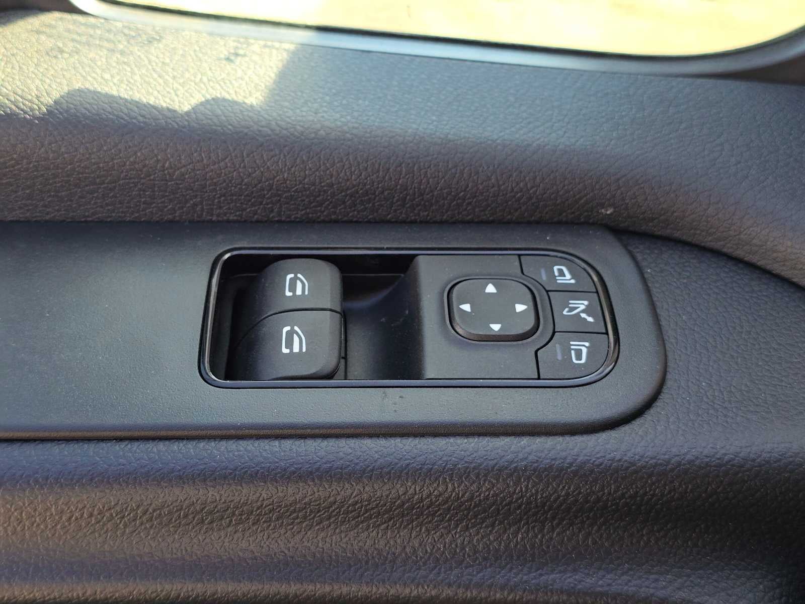 2026 Mercedes-Benz Sprinter 2500 Standard Roof I4 Diesel 144 RWD