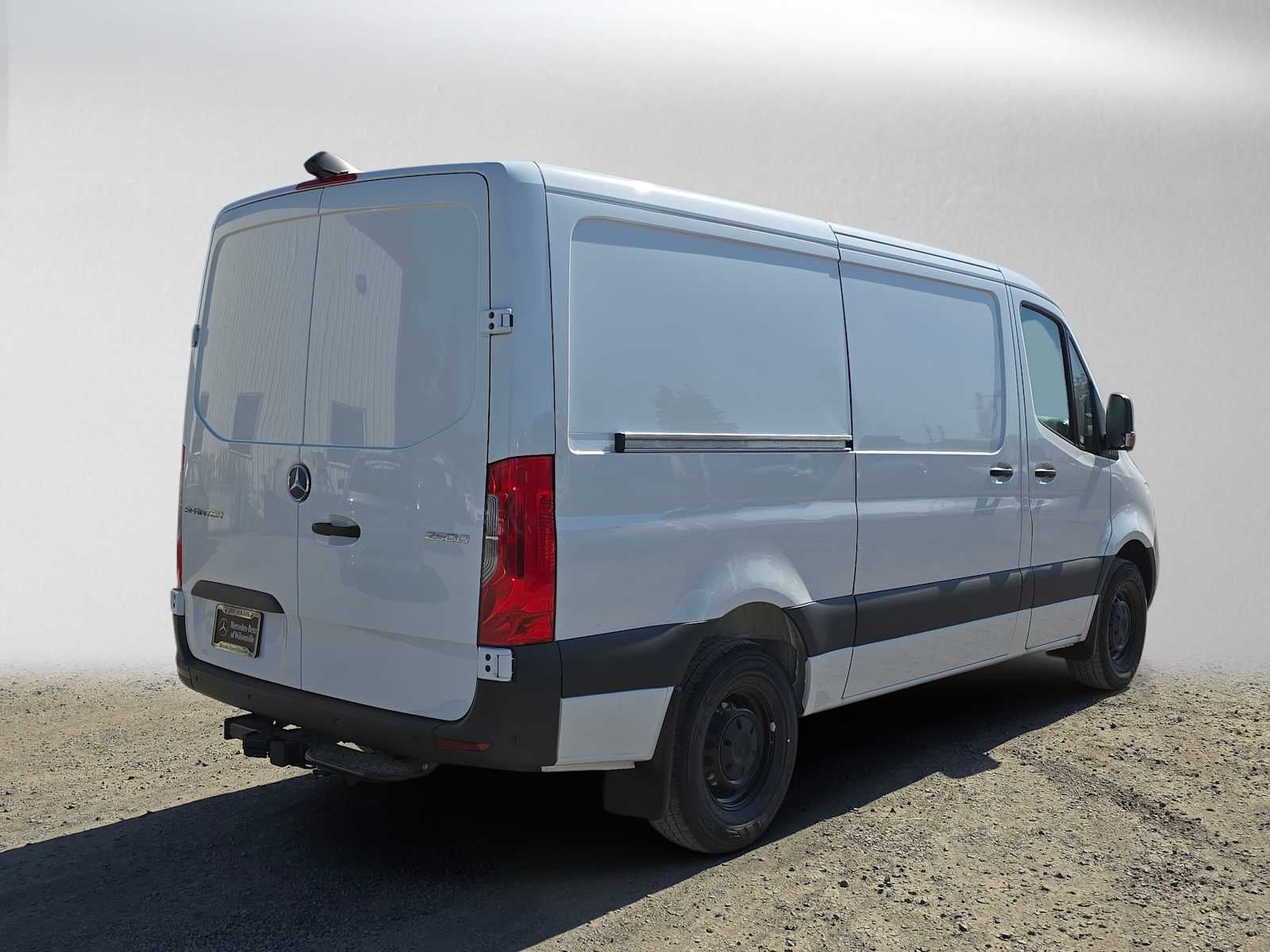 2026 Mercedes-Benz Sprinter 2500 Standard Roof I4 Diesel 144 RWD