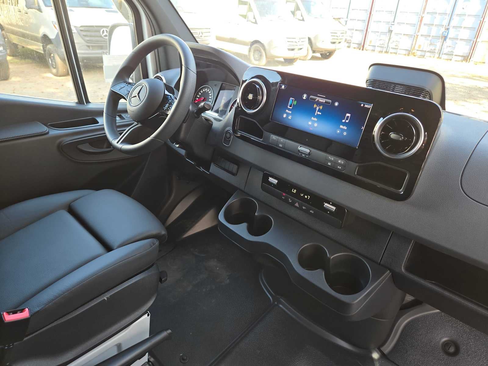 2026 Mercedes-Benz Sprinter Cargo 2500 Standard Roof I4 Diesel 144 RWD