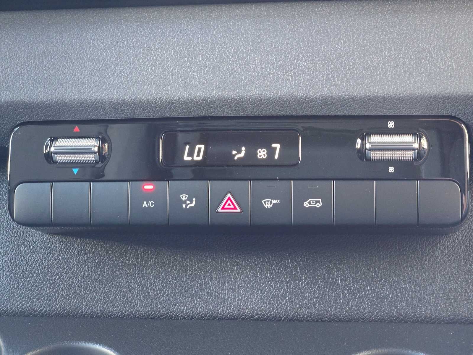 2026 Mercedes-Benz Sprinter Cargo 2500 Standard Roof I4 Diesel 144 RWD