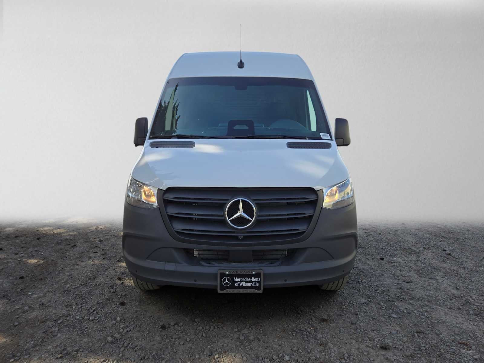 2026 Mercedes-Benz Sprinter Cargo 2500 Standard Roof I4 Diesel 144 RWD
