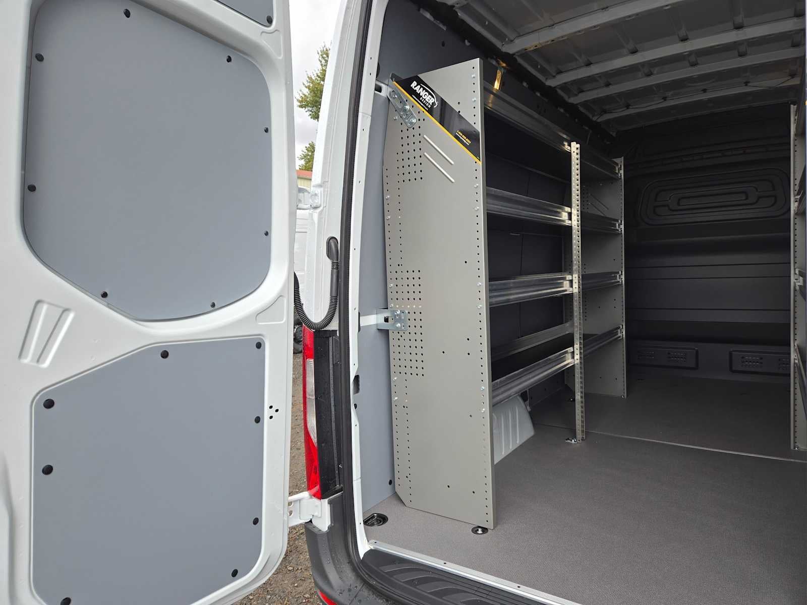 2026 Mercedes-Benz Sprinter Cargo 2500 Standard Roof I4 Diesel 144 RWD