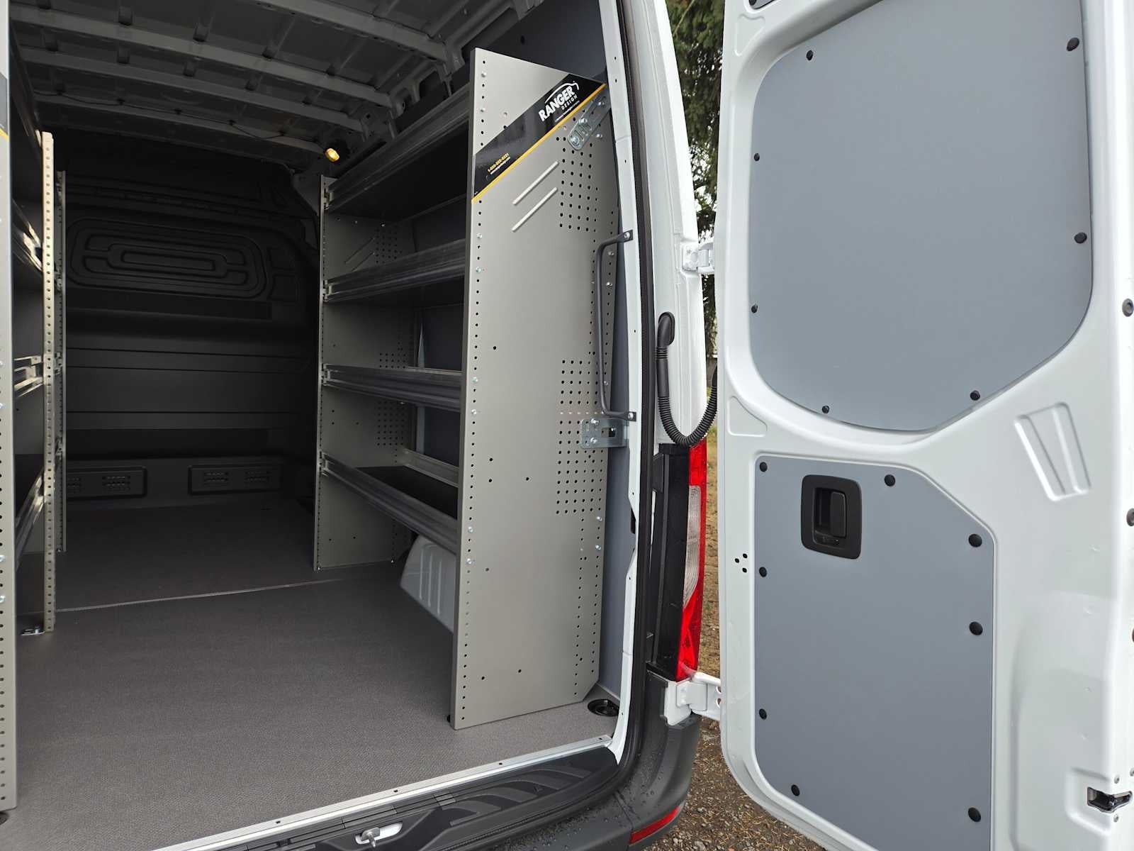 2026 Mercedes-Benz Sprinter Cargo 2500 Standard Roof I4 Diesel 144 RWD