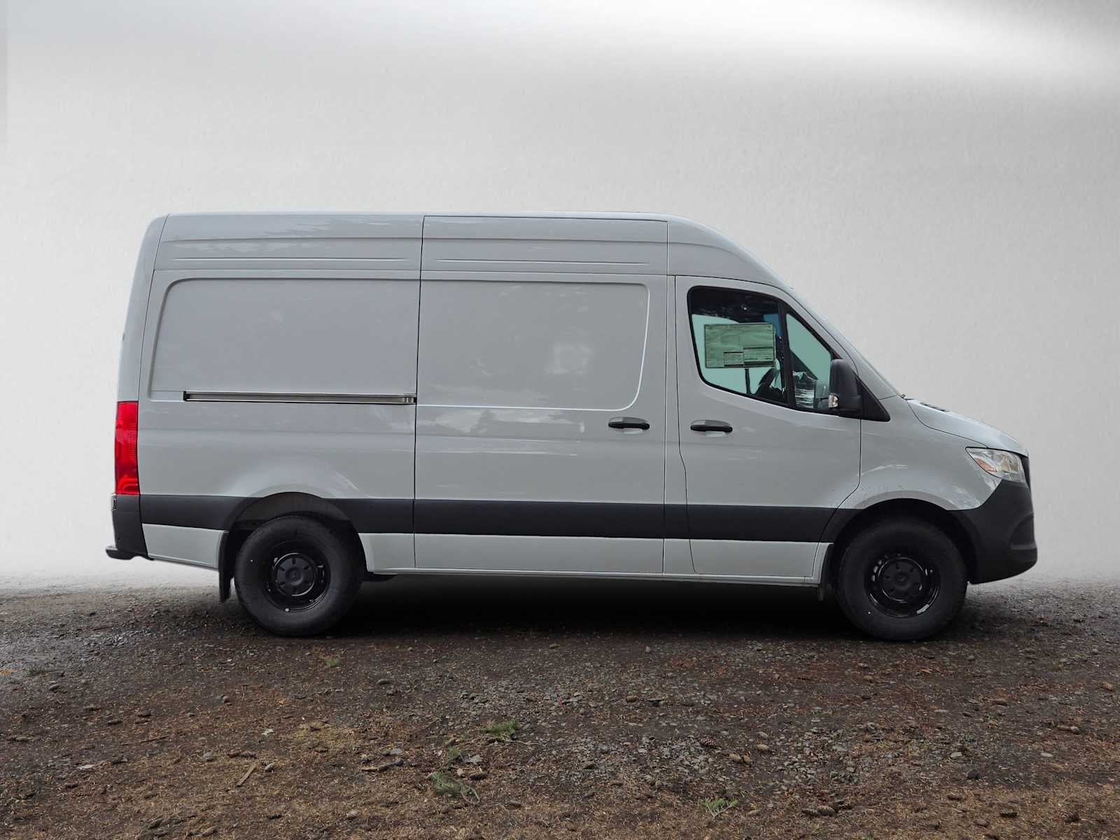 2026 Mercedes-Benz Sprinter Cargo 2500 Standard Roof I4 Diesel 144 RWD