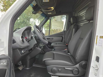 2026 Mercedes-Benz Sprinter Cargo 2500 Standard Roof I4 Diesel 144 RWD