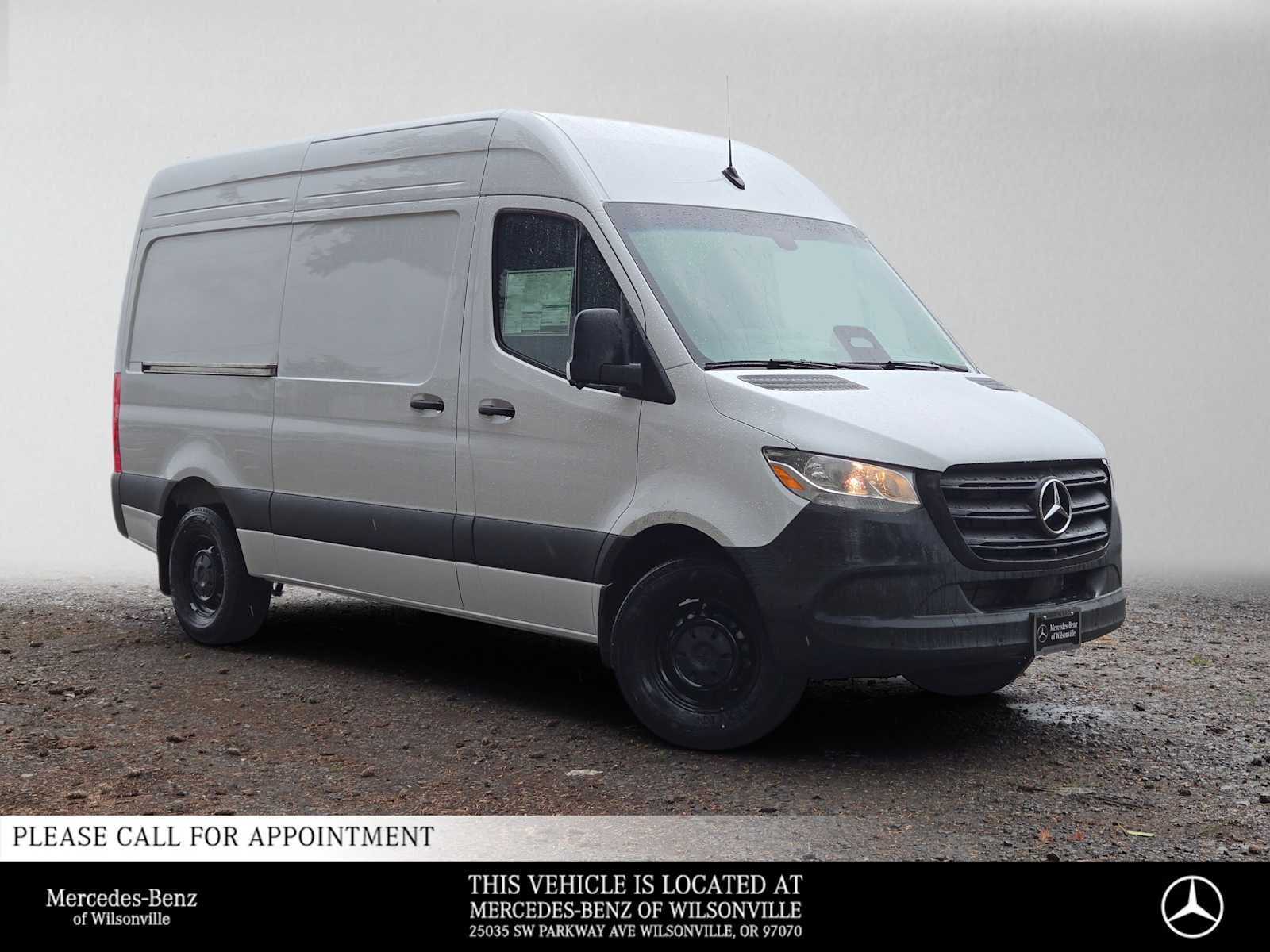2026 Mercedes-Benz Sprinter Cargo 2500 Standard Roof I4 Diesel 144 RWD