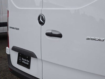 2026 Mercedes-Benz Sprinter Cargo 2500 Standard Roof I4 Diesel 144 RWD