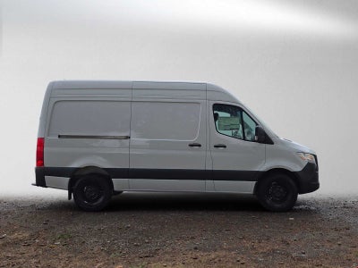 2026 Mercedes-Benz Sprinter Cargo 2500 Standard Roof I4 Diesel 144 RWD