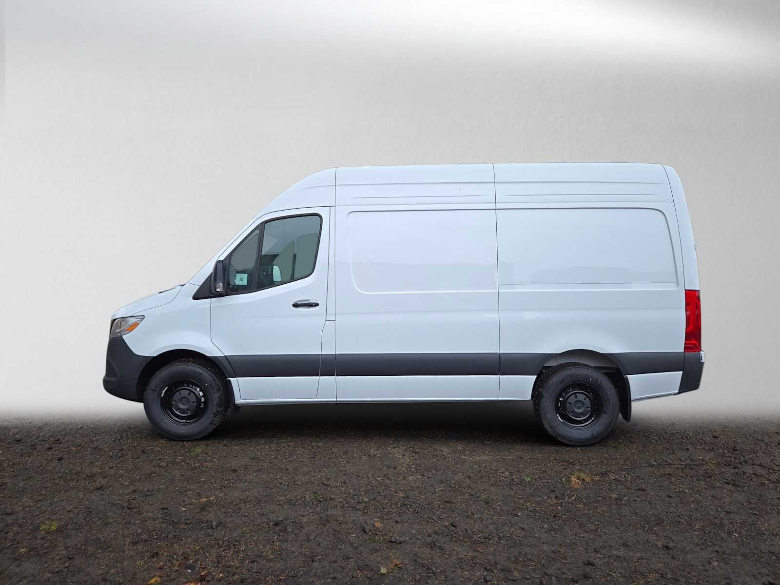 2026 Mercedes-Benz Sprinter Cargo 2500 Standard Roof I4 Diesel 144 RWD