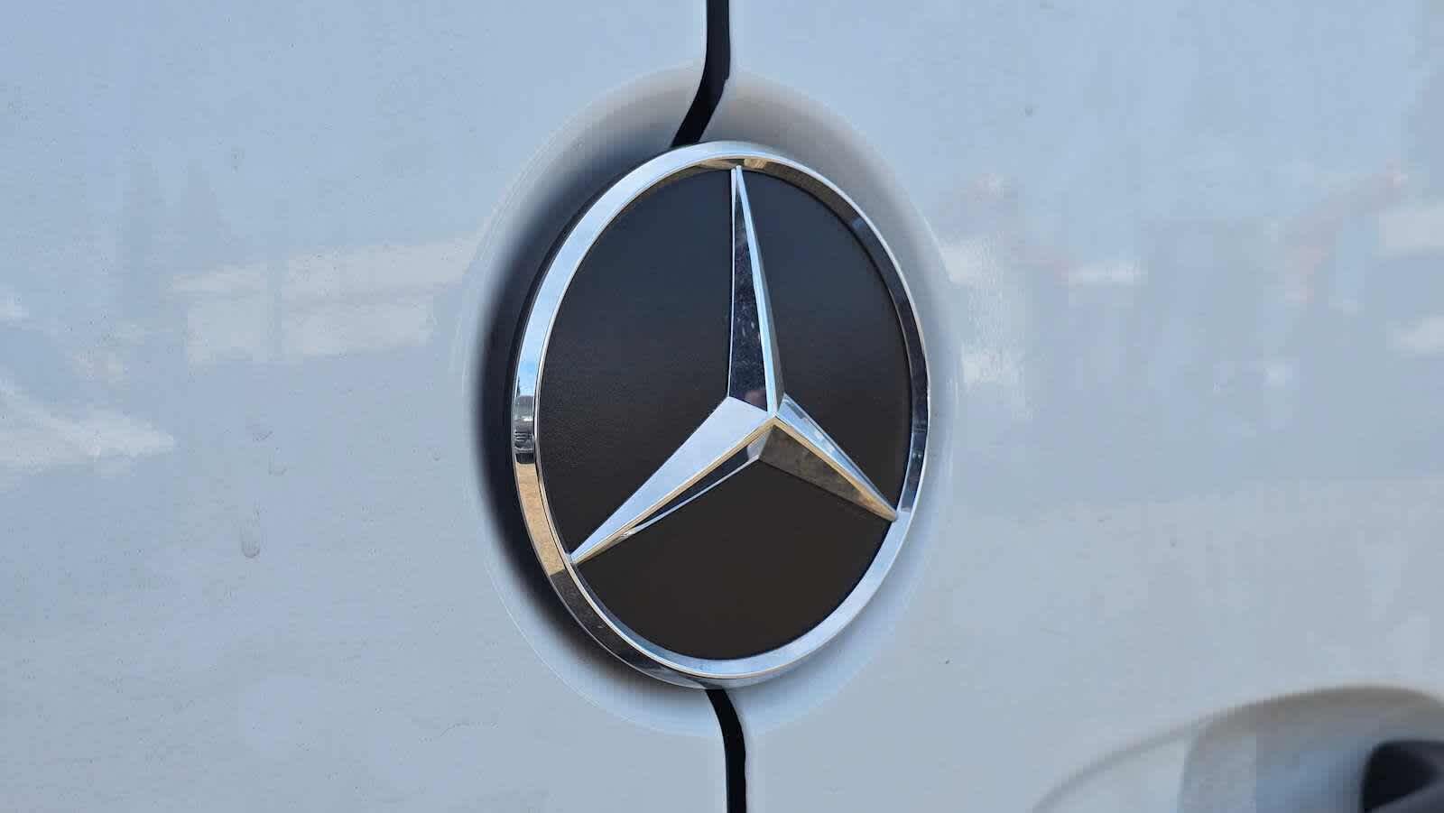 2025 Mercedes-Benz Sprinter Cargo Van 2500 Standard Roof I4 Diesel 144 RWD