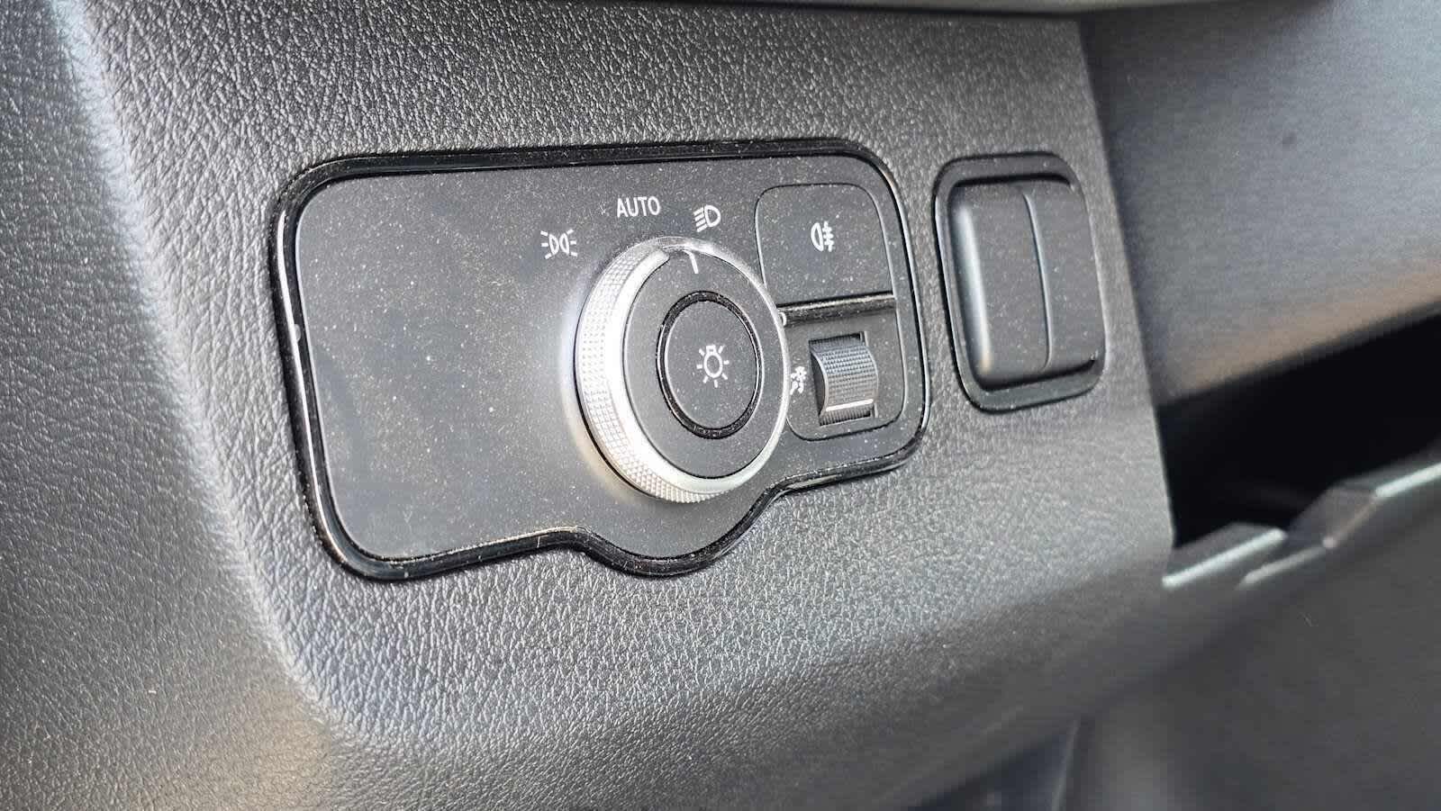 2025 Mercedes-Benz Sprinter Cargo Van 2500 Standard Roof I4 Diesel 144 RWD