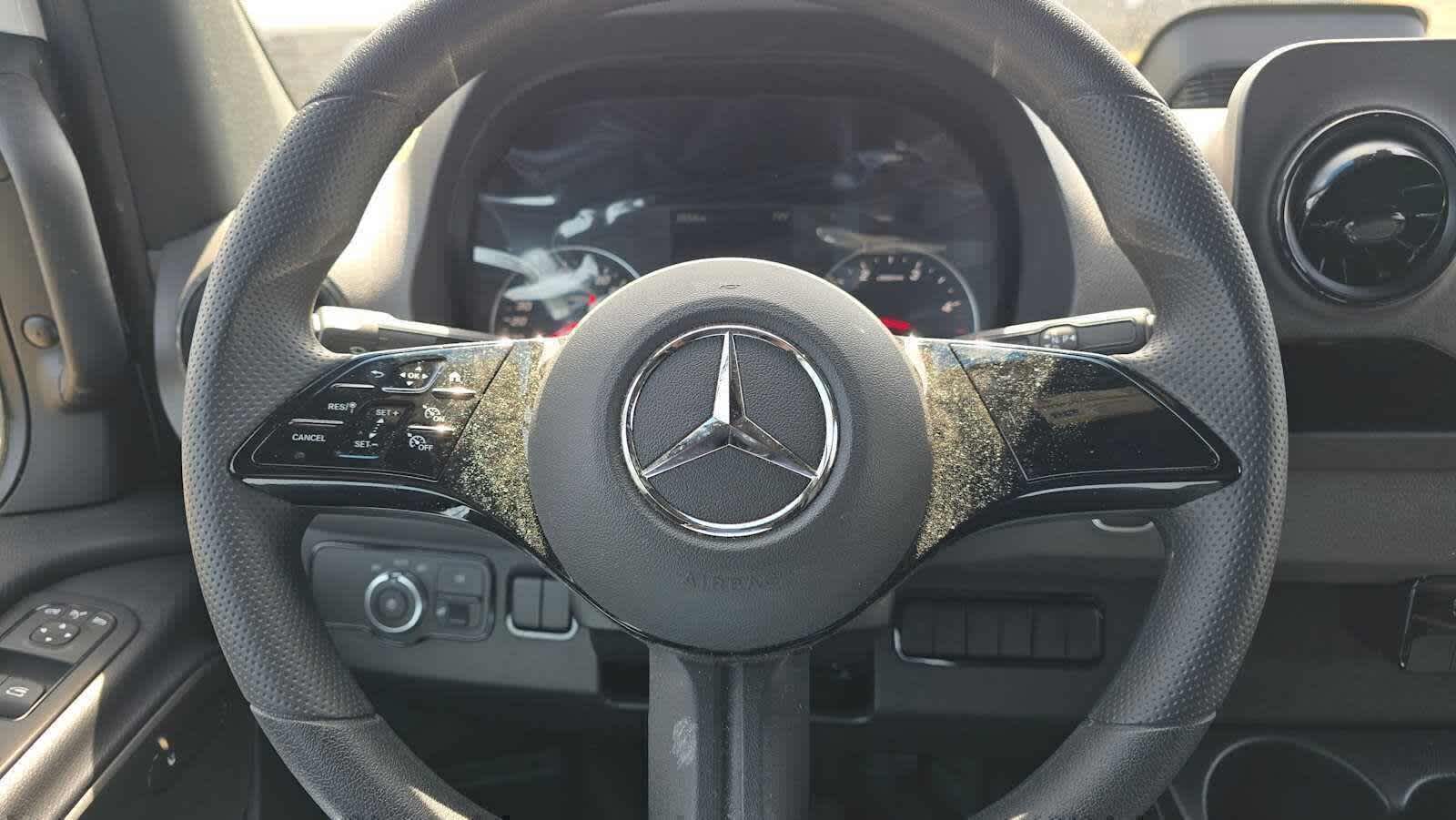 2025 Mercedes-Benz Sprinter Cargo Van 2500 Standard Roof I4 Diesel 144 RWD