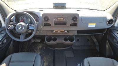 2025 Mercedes-Benz Sprinter Cargo Van 2500 Standard Roof I4 Diesel 144" RWD
